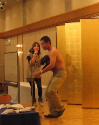 こんな人も定番です。代表代理の岡田です。
